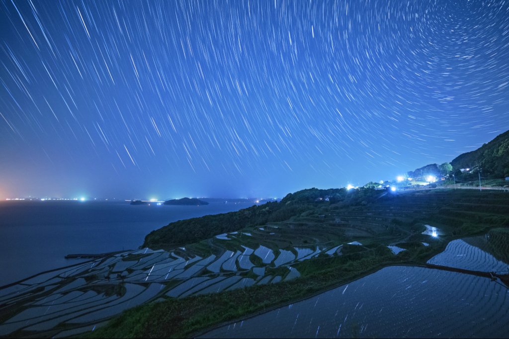 星空を見上げる夜